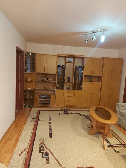 Apartament cu 2 camere semidecomandat în Nord