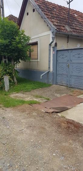 Casă cu 3 camere în Central