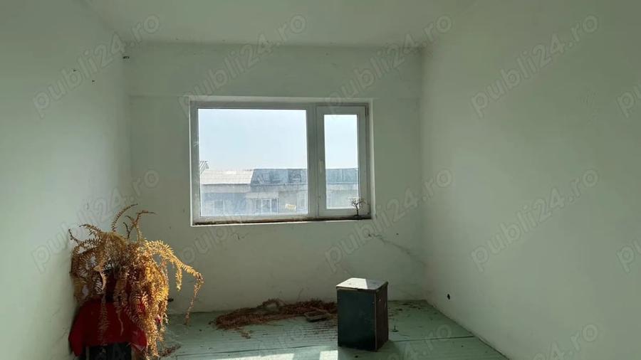 Apartament cu 3 camere decomandat în Kiseleff