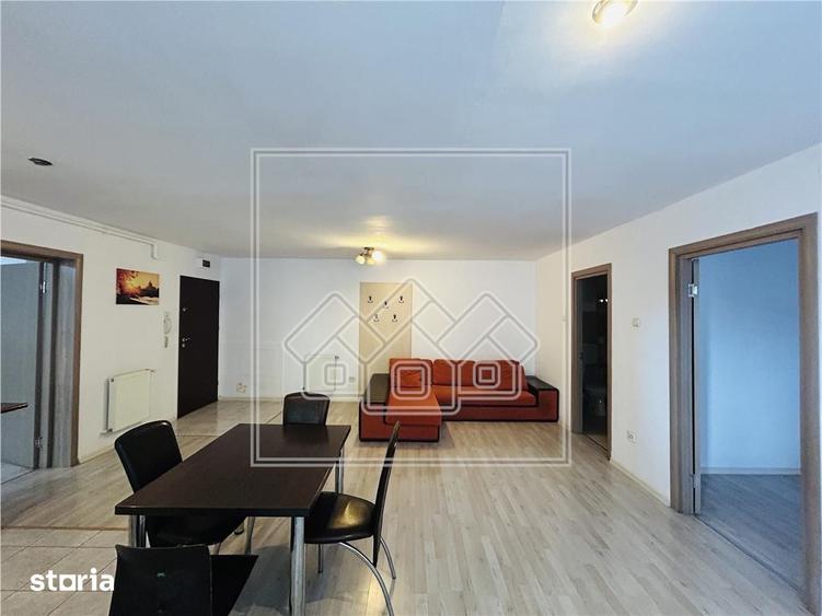 Apartament la cheie, 3 camere, balcon, zona Rahova - 10