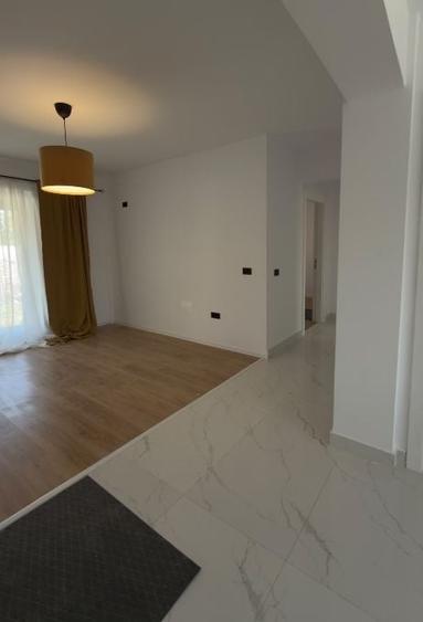Apartament cu 3 camere decomandat în Sud-Est