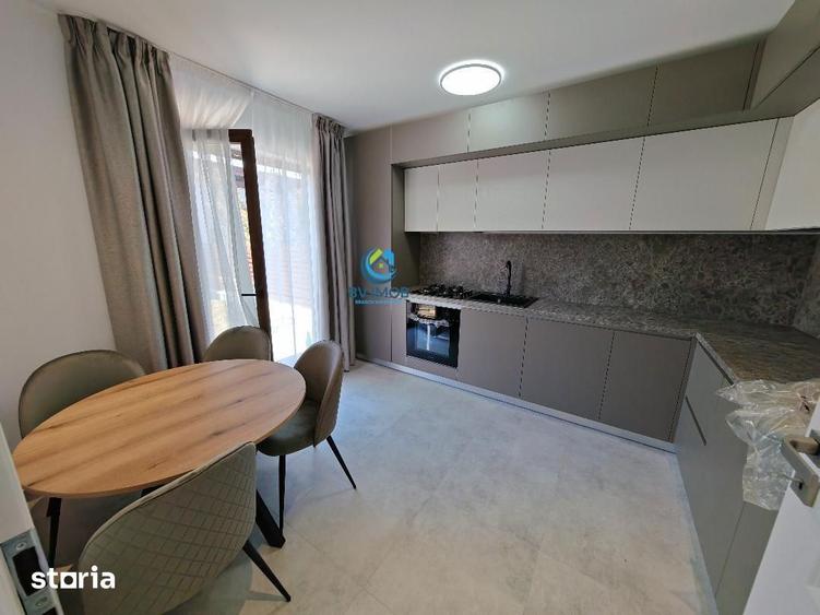 Casă cu 4 camere cu Teren 600 Mp în IAR