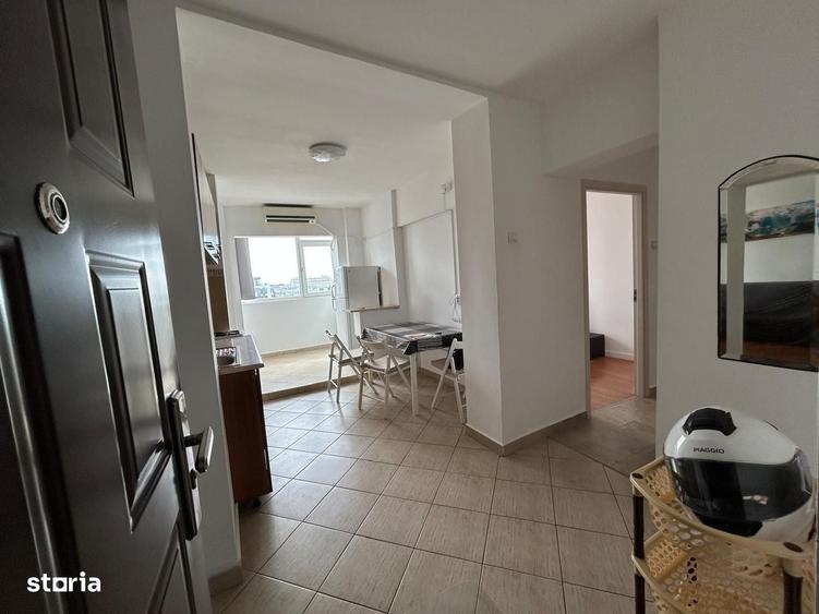 Apartament cu 3 camere decomandat în Titulescu
