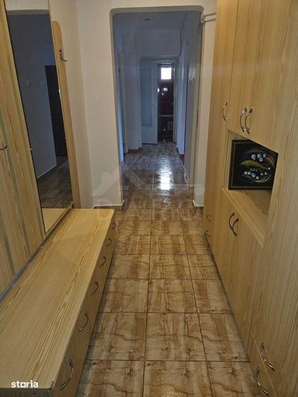 Apartament cu 3 camere decomandat în Mureșeni