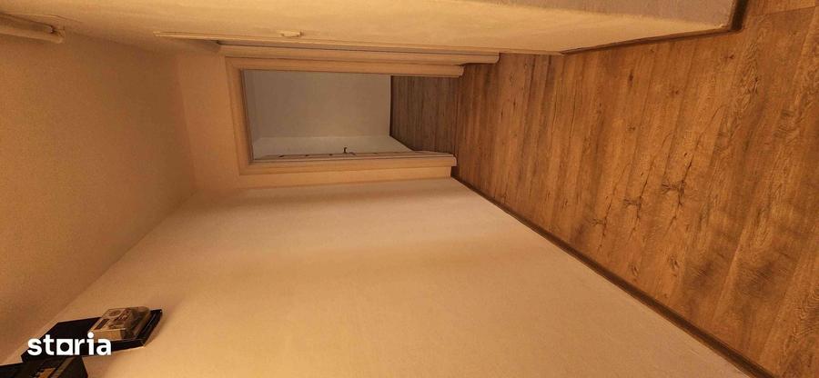 Apartament cu 2 camere decomandat în Tractorul