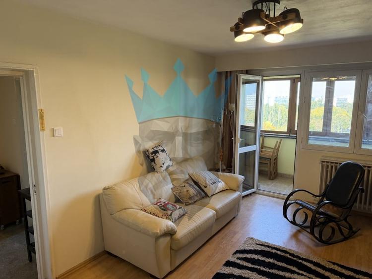 Apartament cu 2 camere decomandat, mobilat în Titan
