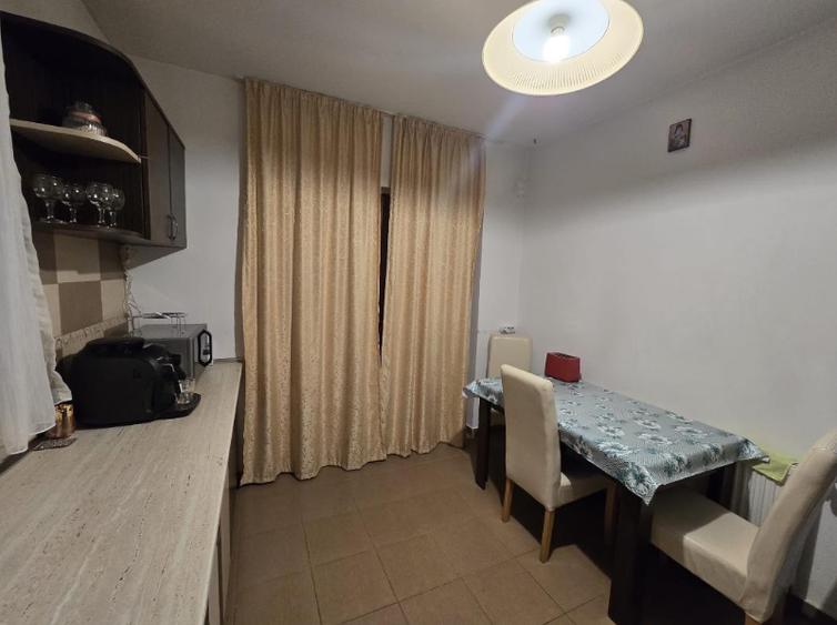 Casă individuală cu 3 camere cu Teren 380 Mp în Cetate