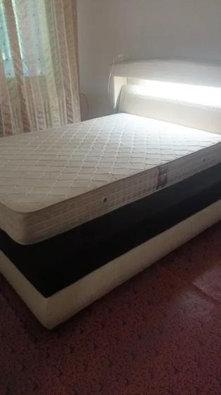 Garsonieră decomandată în Titan