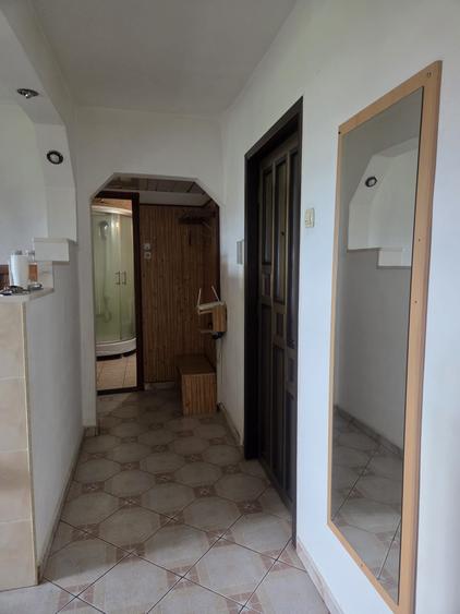 Apartament cu 2 camere decomandat în Lazaret
