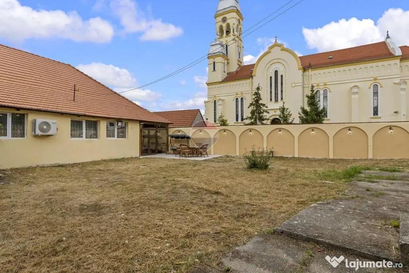 Casă cu 3 camere cu Teren 435 Mp în Ultracentral