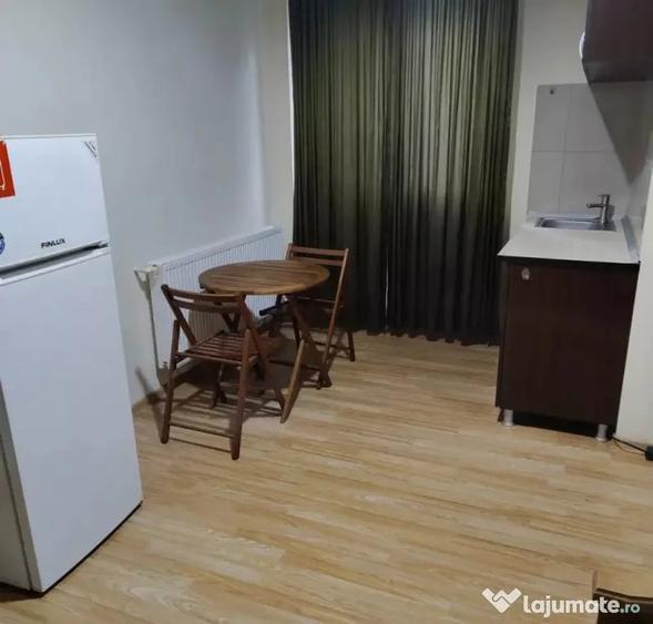 Garsonieră în Tătărași