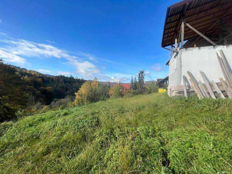 Casă cu 4 camere în Secăria