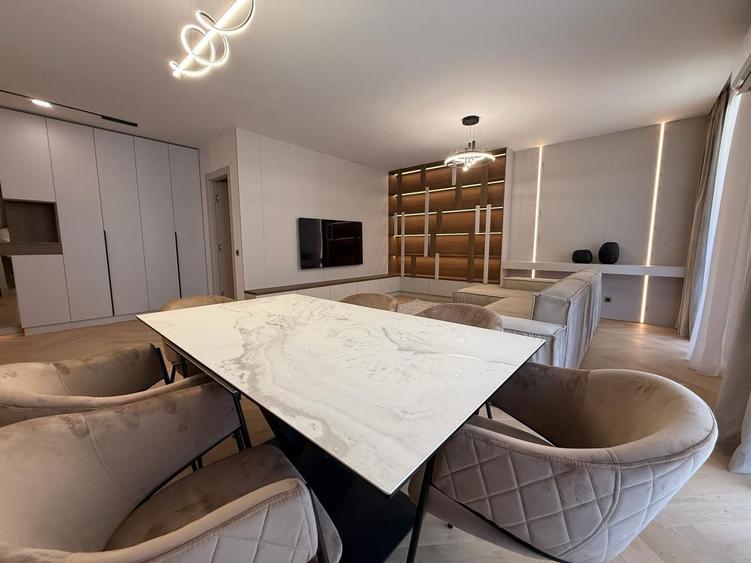 Apartament cu 4 camere, mobilat în Iancu Nicolae