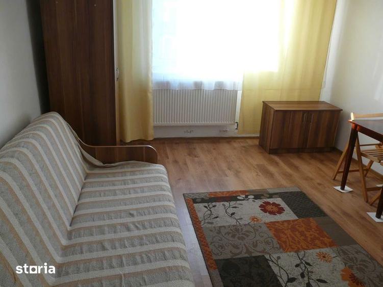 Persoana fizica inchiriez garsoniera marasti renovata,pret 200 eur - 2