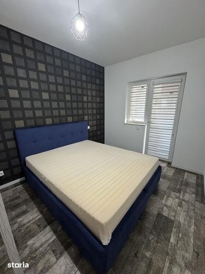 Apartament cu 2 camere în Apărătorii Patriei
