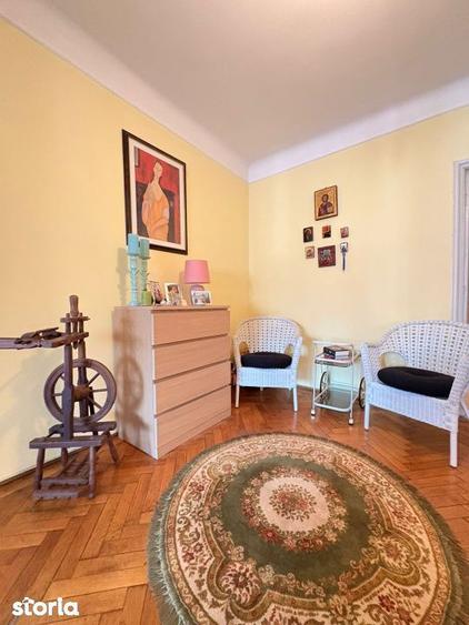 Apartament cu 5 camere, mobilat în Moșilor