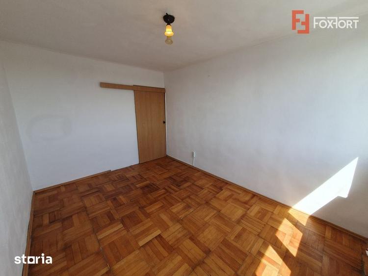 Apartament cu 3 camere decomandat în Șagului