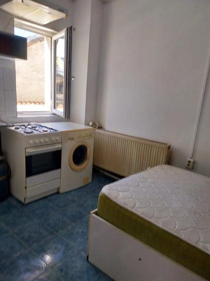 Garsonieră decomandată în Progresul
