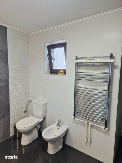 Casă cu 3 camere cu Teren 230 Mp în Sud