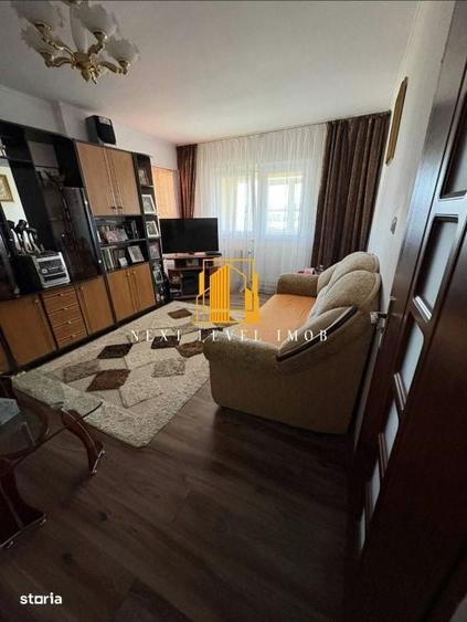 Apartament cu 3 camere decomandat în Bere