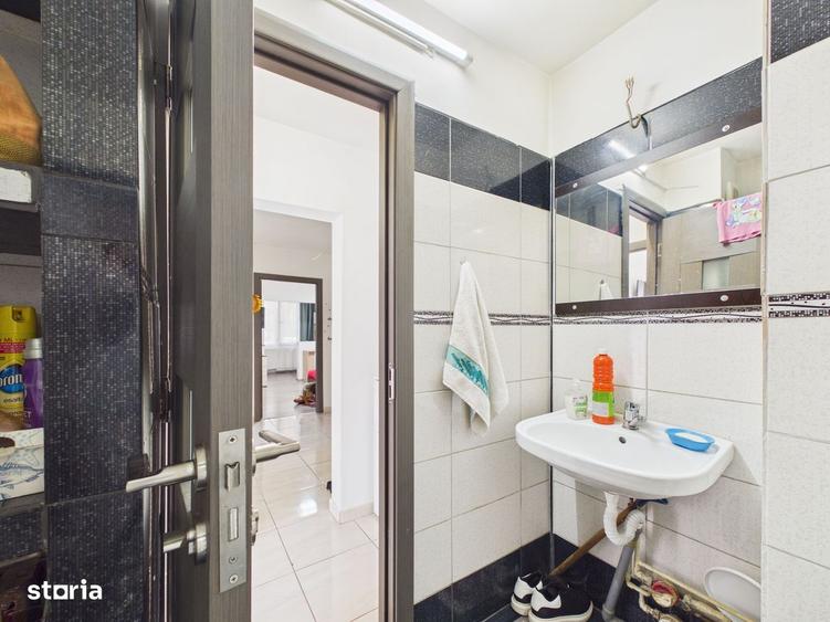 Apartament 4 camere decomandat | Parter | Metrou la 7 minute | - 10