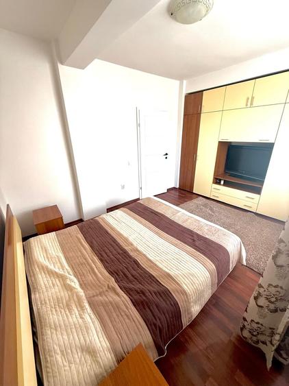 Apartament cu 2 camere semidecomandat în Bună Ziua