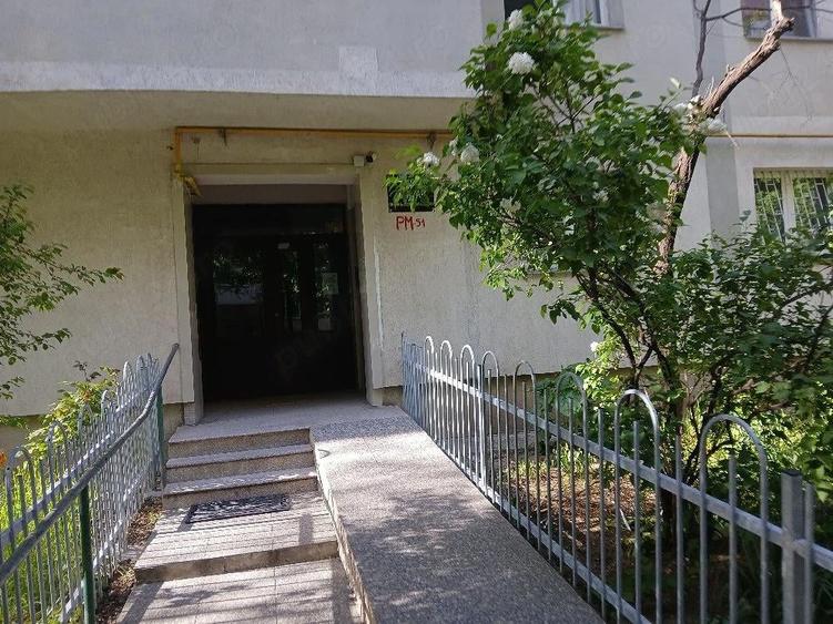 Vand apartament 3 camere - 1