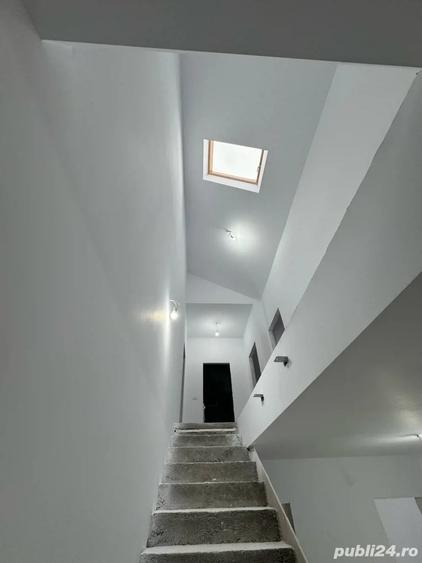 Casă cu Teren 605 Mp în Albina