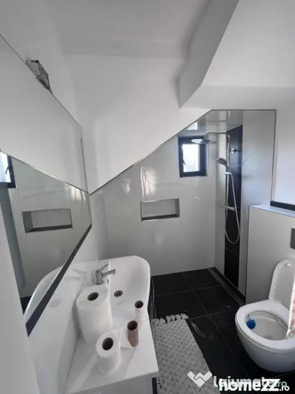 Casă cu 3 camere cu Teren 1500 Mp în Horodnic