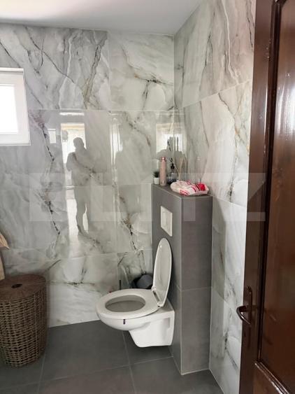 Casă individuală cu 6 camere cu Canalizare în Darova