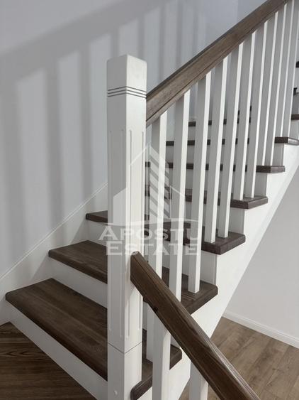 Duplex cu 5 camere cu Canalizare în Giarmata