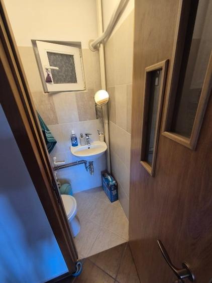 Apartament cu 3 camere decomandat, mobilat în Basarabia