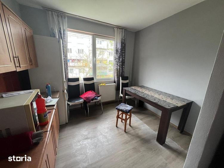 Apartament cu 2 camere în Micro 19
