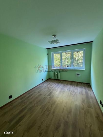 Apartament cu 3 camere decomandat în Alexandru Obregia