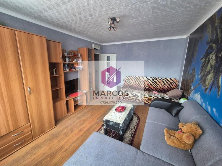 Garsonieră nedecomandată, mobilată în Micro II