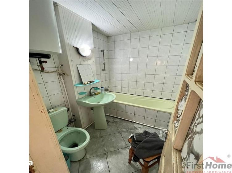 Apartament 3 camere , zona centrala, parter - 10