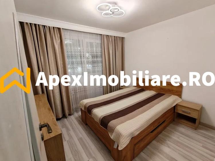 Apartament cu 2 camere semidecomandat, mobilat în Tei