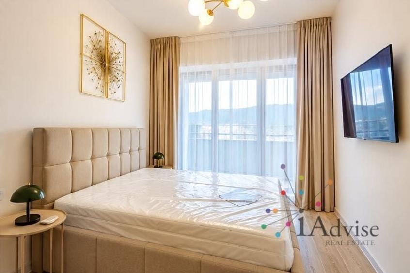 Apartament cu 3 camere decomandat, mobilat în Tractorul