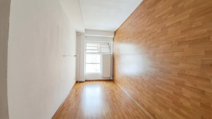 Apartament cu 4 camere în Poarta 6
