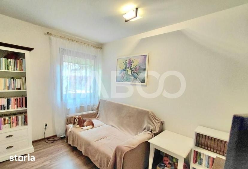 Apartament cu 3 camere decomandat în Sopor