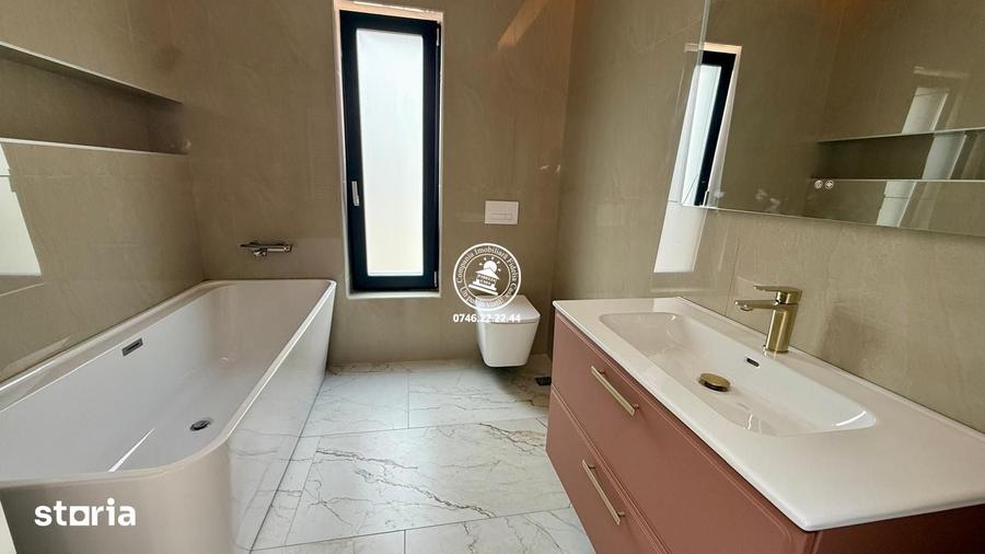 Casă cu 5 camere cu Teren 400 Mp în Tudor Vladimirescu