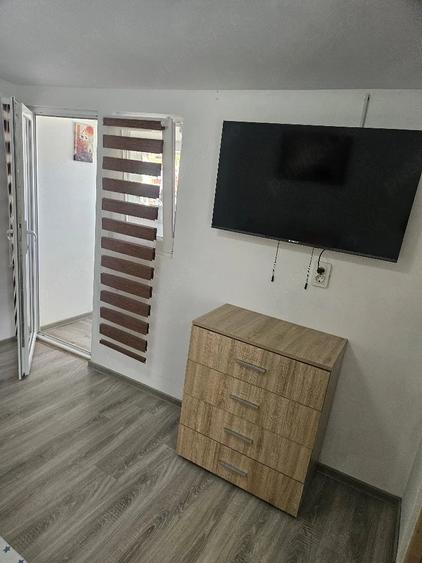 Garsonieră decomandată în Exterior Vest