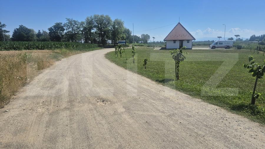 Teren Construcții intravilan de 5700 mp, în Odoreu