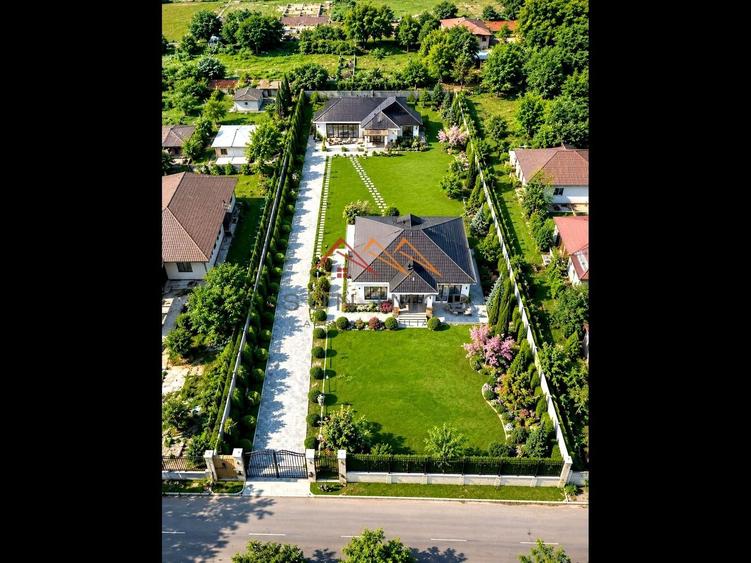 Teren Construcții intravilan de 1500 mp, în Mușcel