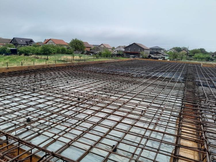 Casă individuală cu 4 camere cu Canalizare în Becicherecu Mic