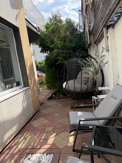 Duplex cu 5 camere cu Canalizare în Central