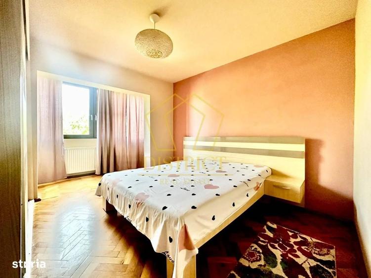 Apartament cu 3 camere în Aradului