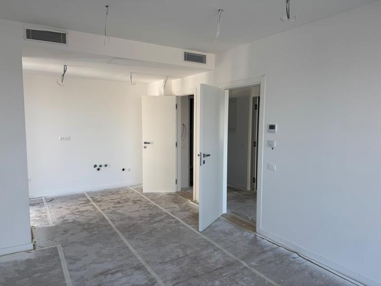 Apartament cu 2 camere decomandat în Pipera