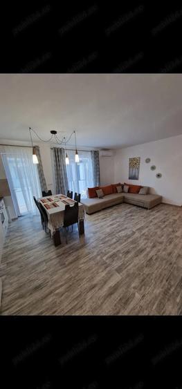Apartament cu 2 camere semidecomandat, mobilat în Chișoda