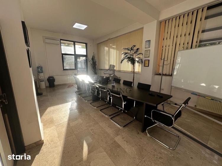 Spațiu comercial, de 700 mp, în Gara de Nord